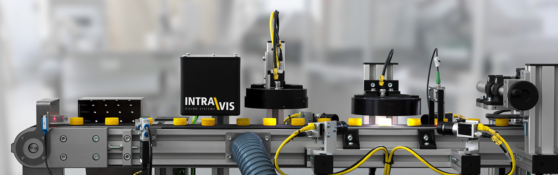Basic inspection system for the quality control of caps and